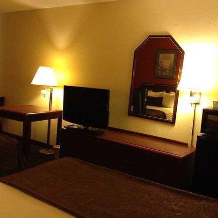Hotel American Inn & Suites West Memphis I-40/I-55 Экстерьер фото